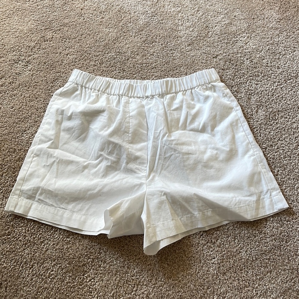 Aritzia Linen Shorts